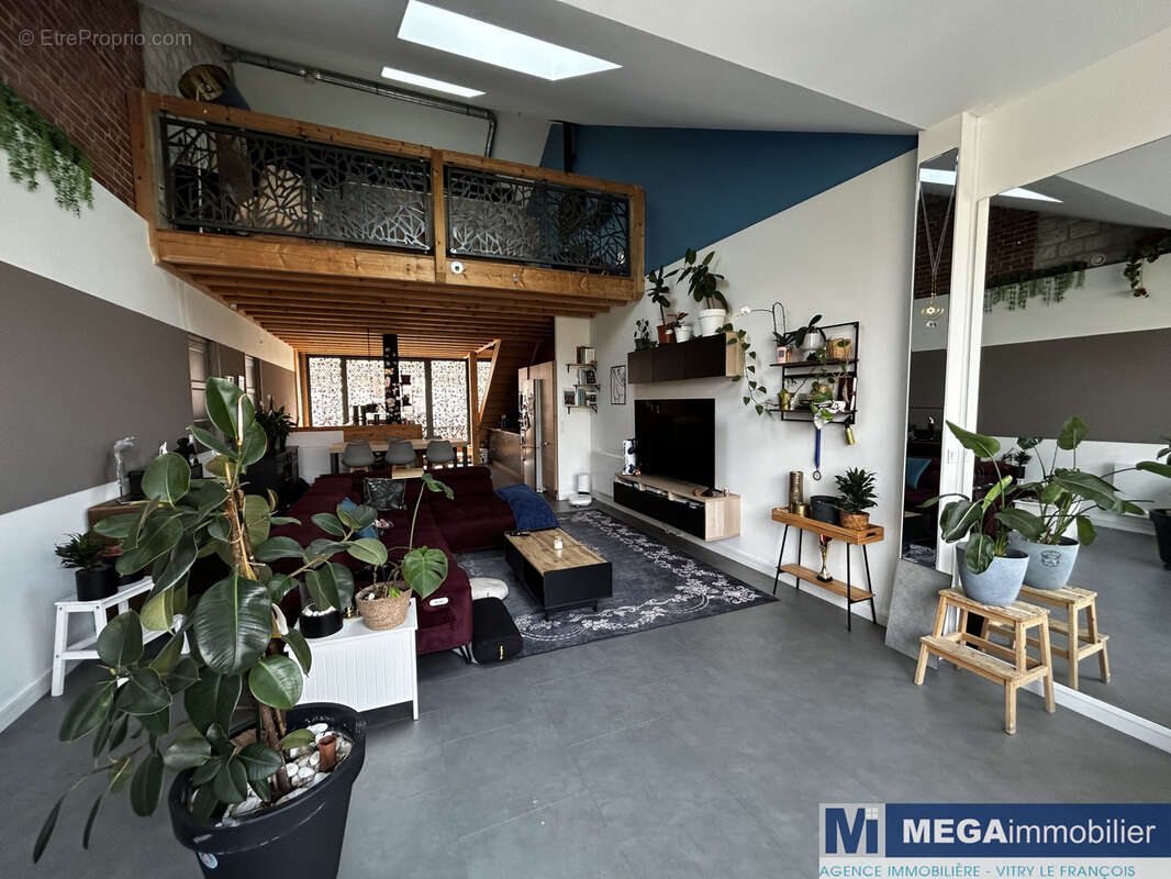 Maison atypique au cœur de Vitry le François - photo 4