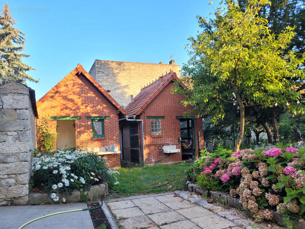 Maison à SOUPPES-SUR-LOING