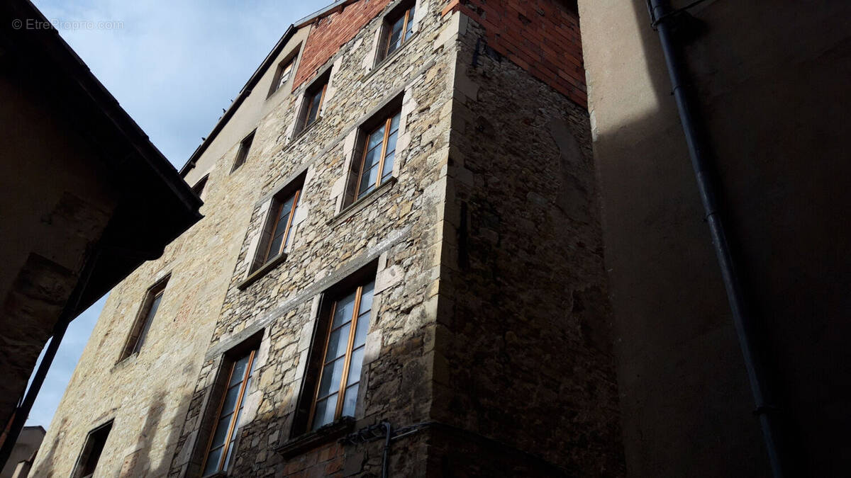 Appartement à VILLEFRANCHE-DE-ROUERGUE