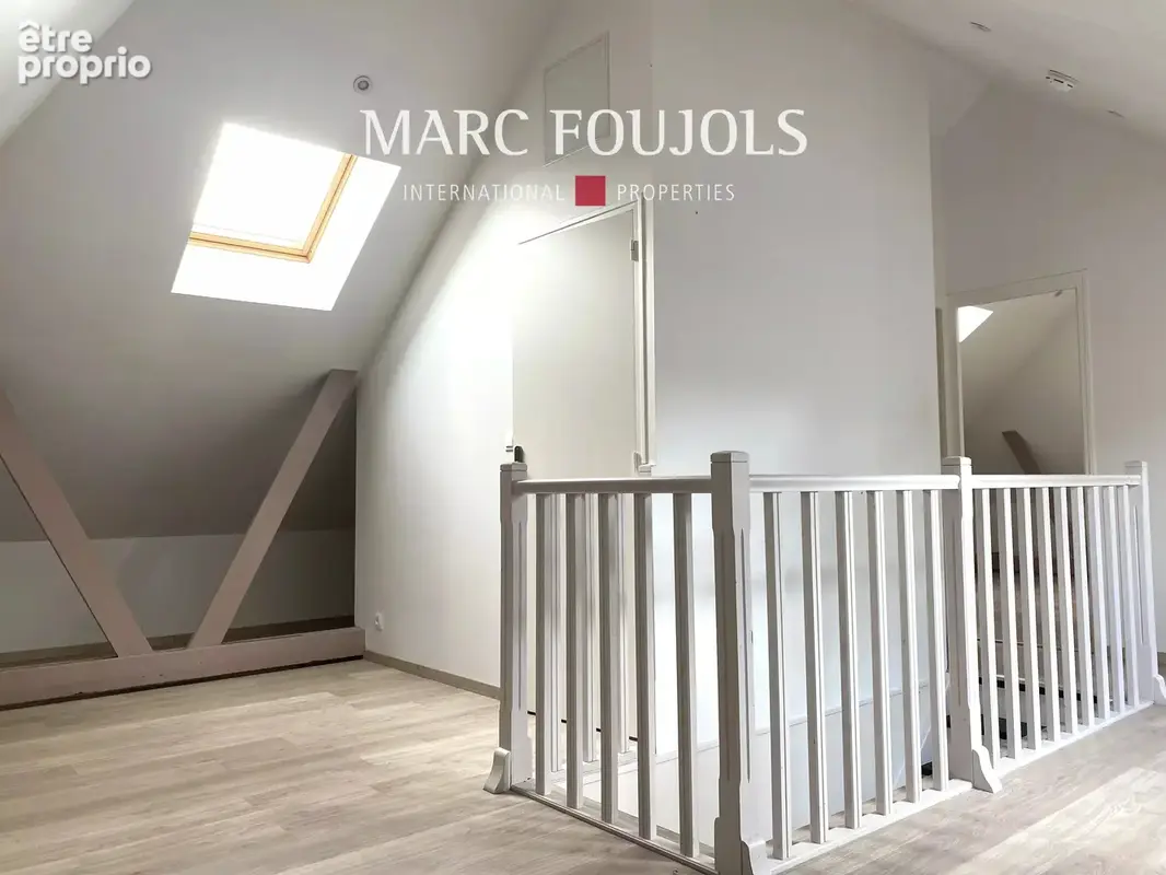 Maison familiale avec piscine et jardin plein sud - photo 16