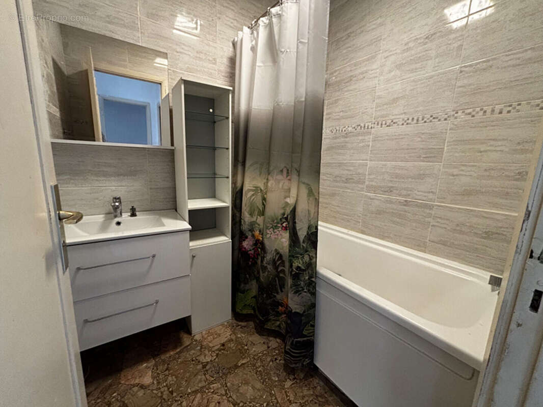 Appartement à VENCE