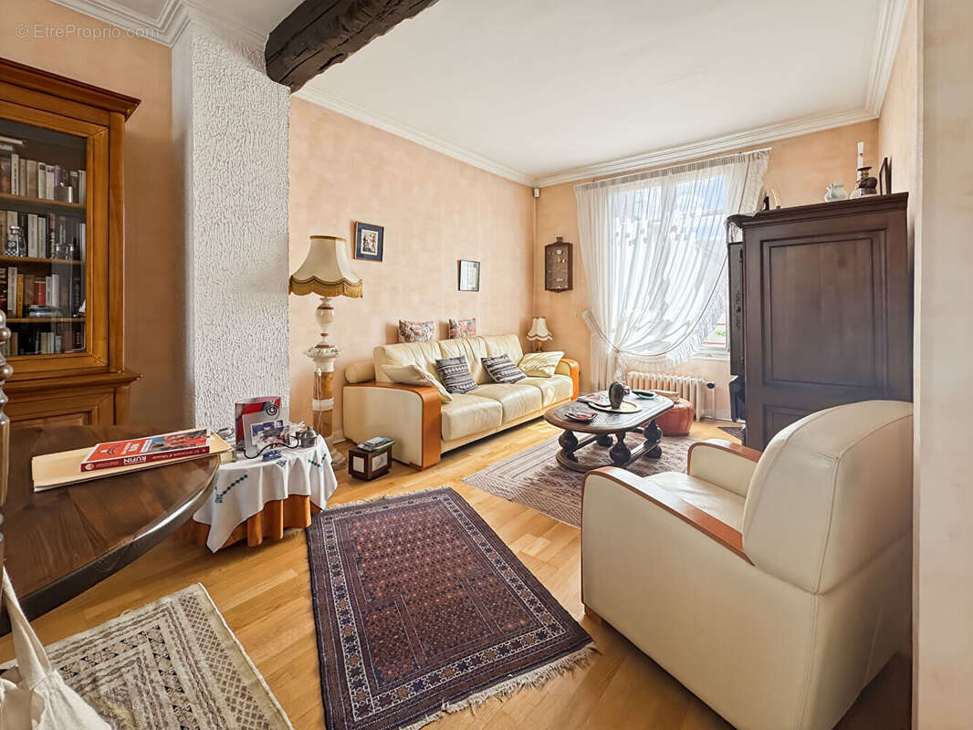Maison à MONTREUIL