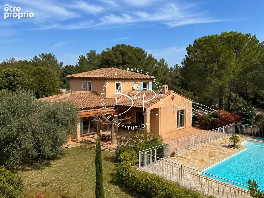 Lorgues, Villa 4 chambres, piscine, proche du village - photo 2