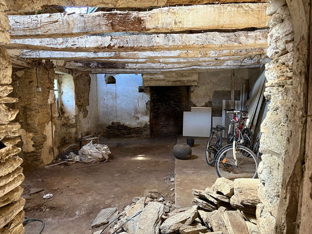 Maison à NAIZIN