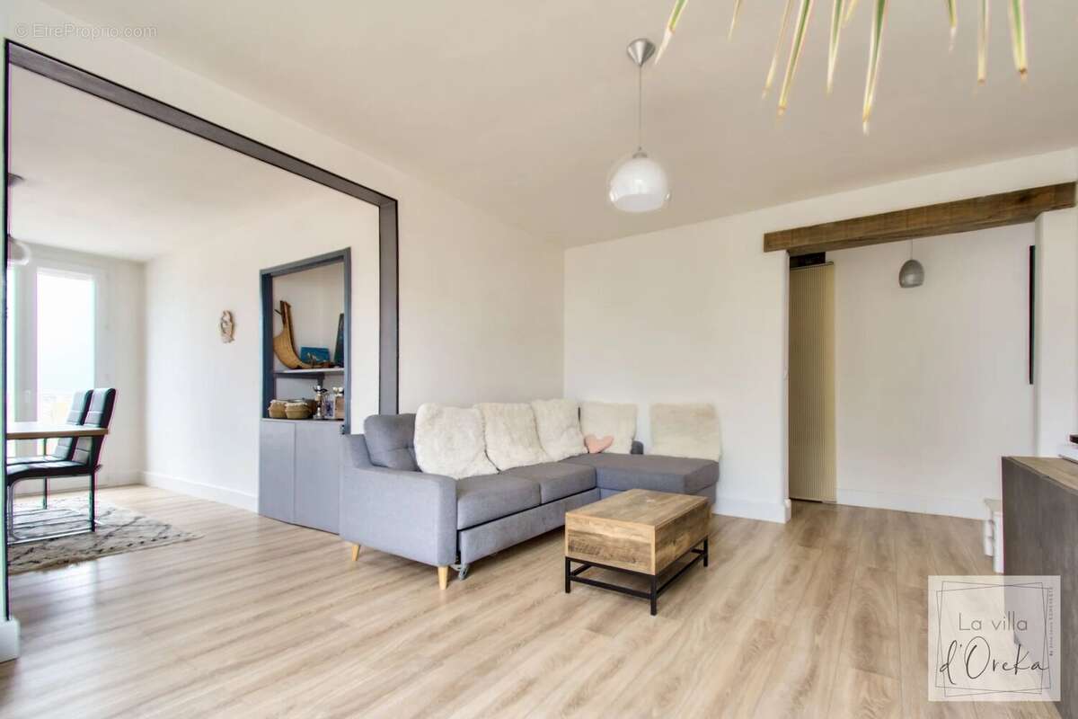 Appartement à VILLENAVE-D'ORNON