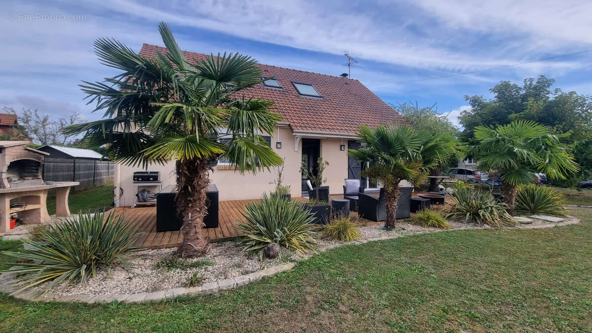 Maison à SAHURS