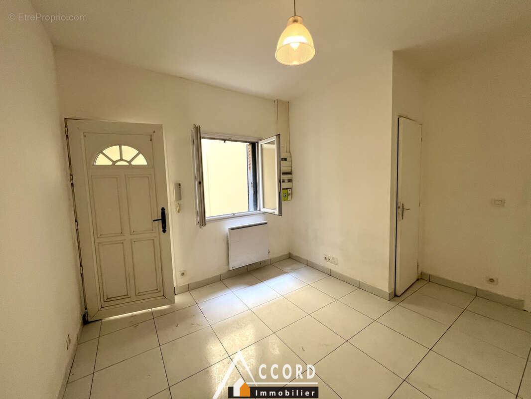 Appartement à SARTROUVILLE