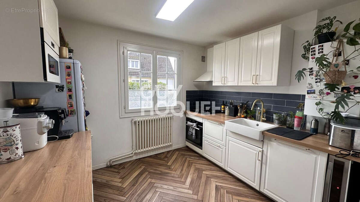 Maison à LACROIX-SAINT-OUEN