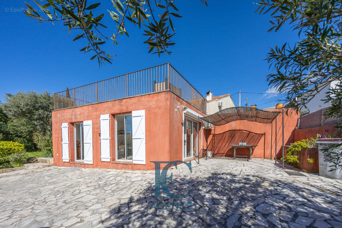 Maison à SANARY-SUR-MER