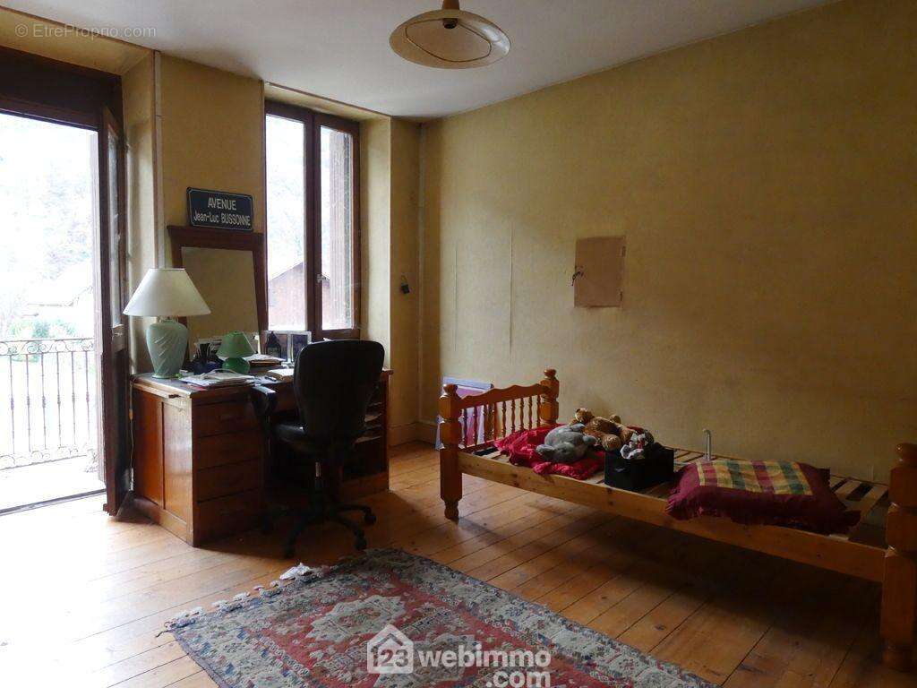 Dont 2 disposants d&#039;un balcon donnant sur une vue dégagée. - Appartement à GRIGNON