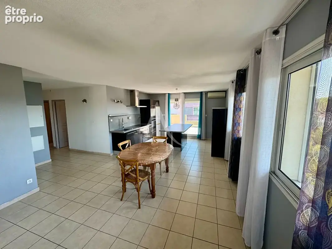 Appartement Nimes 3 pièce(s) 75.40 m2 - photo 6