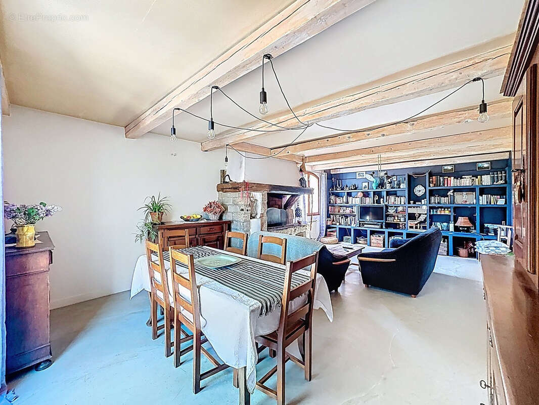 Double habitation T4 + T2 - - photo 4