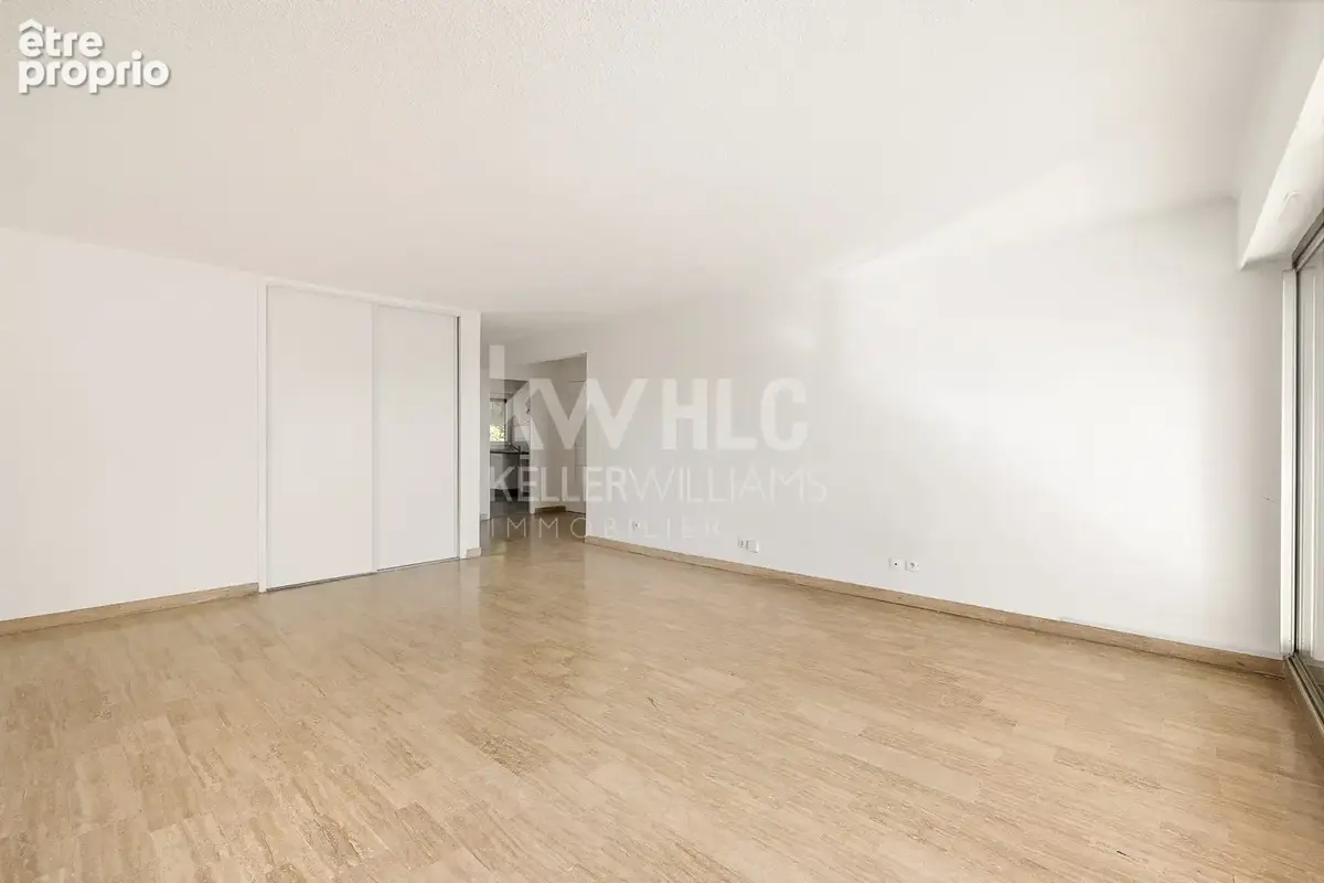 Appartement 2 pièces 61 m² à vendre à Villeneuve-Loubet (06270) - photo 4