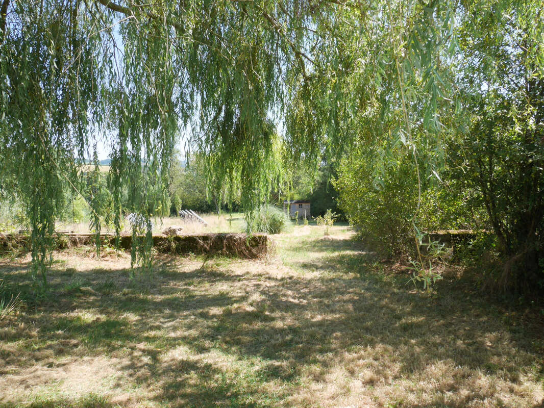 Maison à MONTIGNY-EN-MORVAN