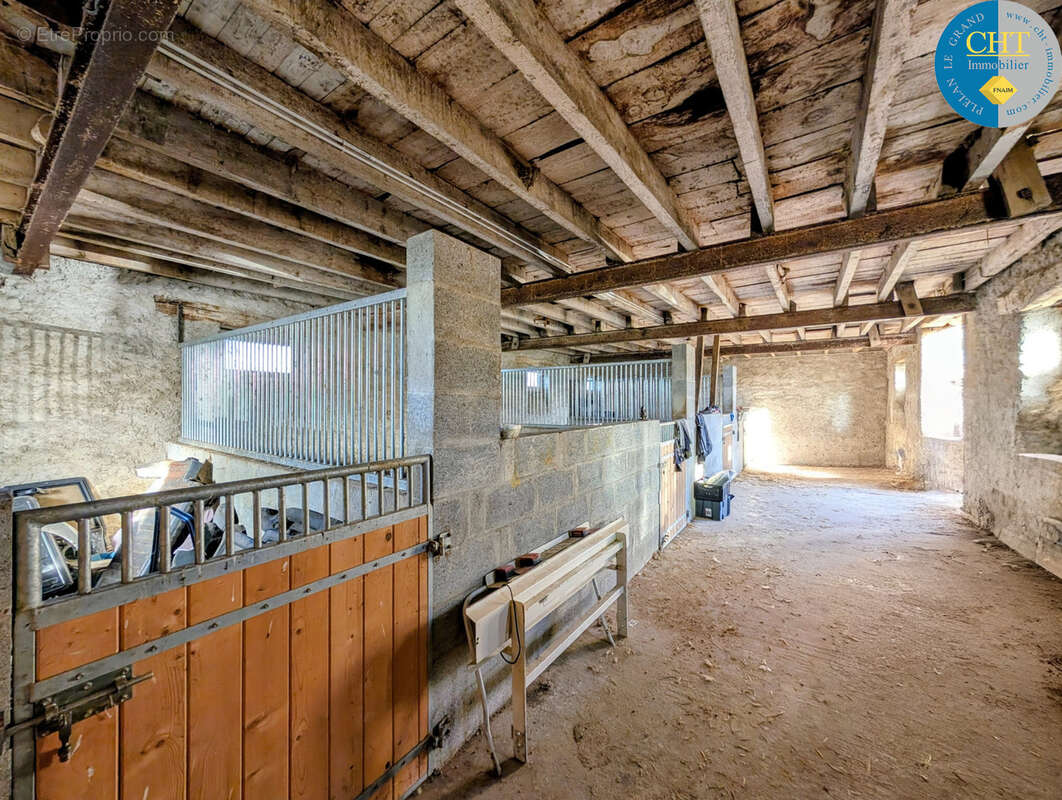 Maison à LES BRULAIS