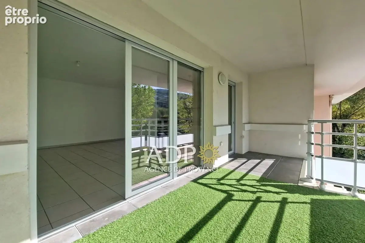 Appartement à MANDELIEU-LA-NAPOULE