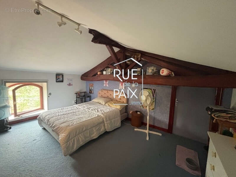 Maison à SAINT-LOUP-LAMAIRE