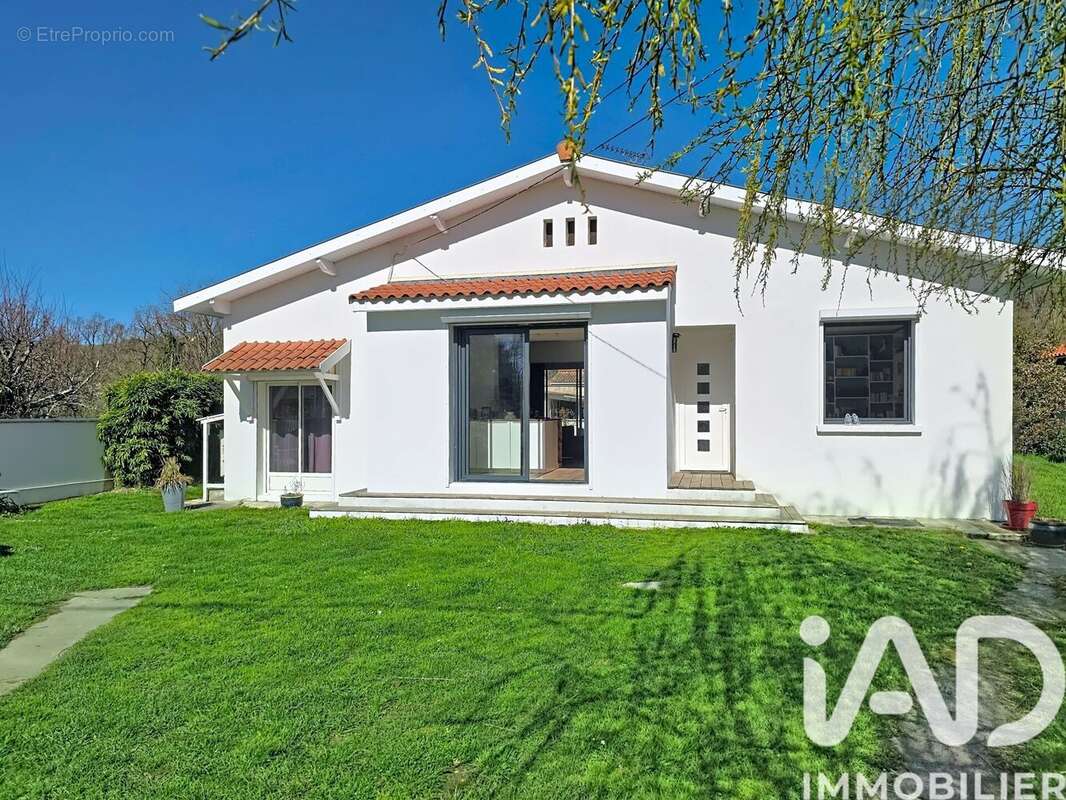 Photo 4 - Maison à CALMONT