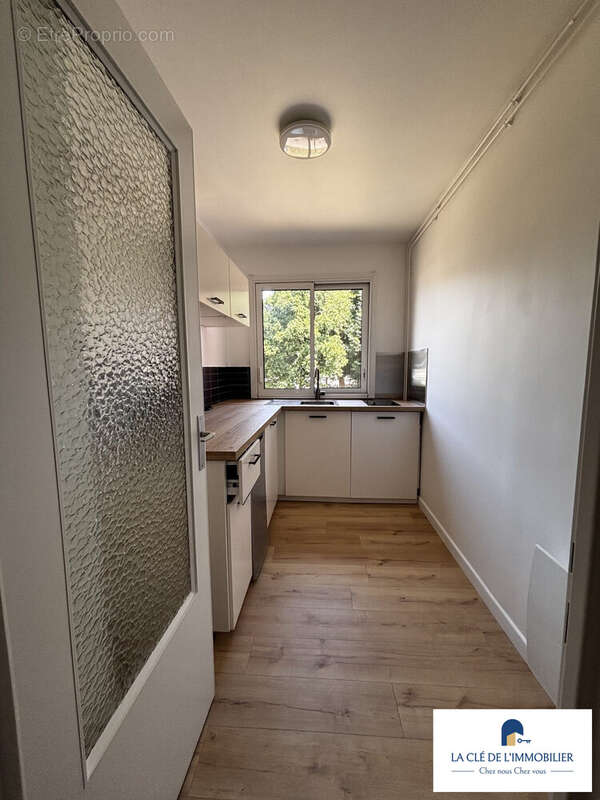 Appartement 33 m² à Quimper  - photo 6