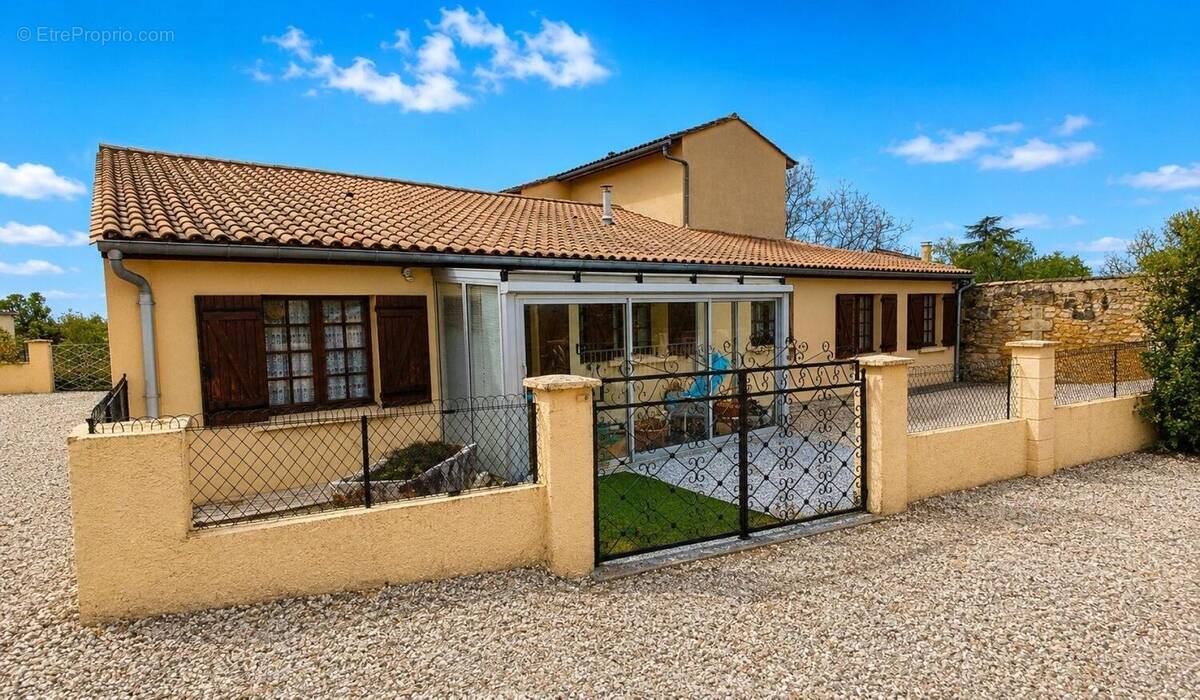 Photo 1 - Maison à MONTAGNE