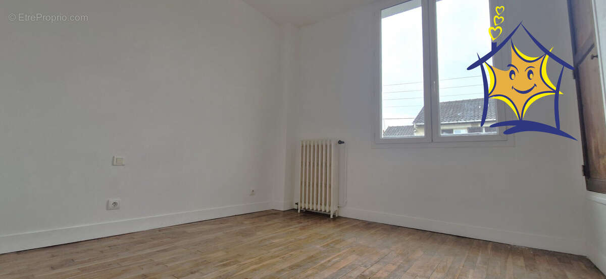 Maison à VIRY-CHATILLON