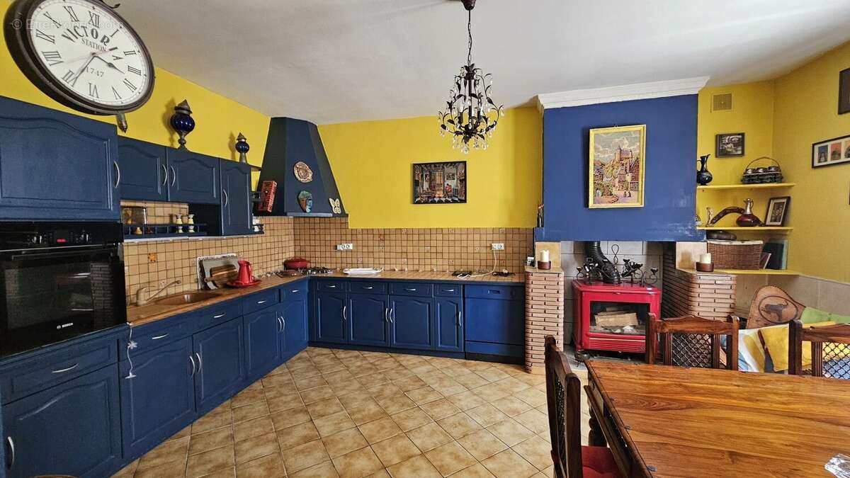 Maison à LALANDE-DE-POMEROL