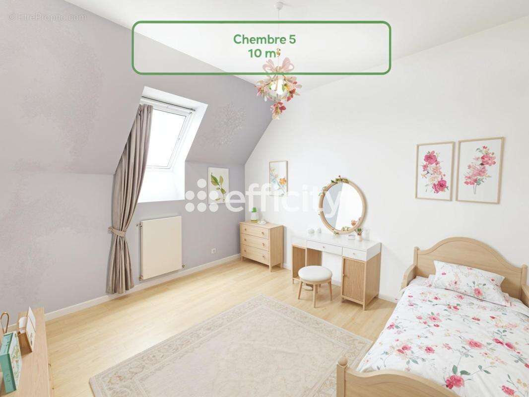 Maison à COURDIMANCHE