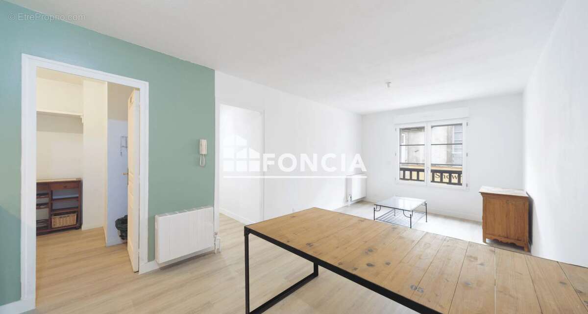 Appartement à OLORON-SAINTE-MARIE