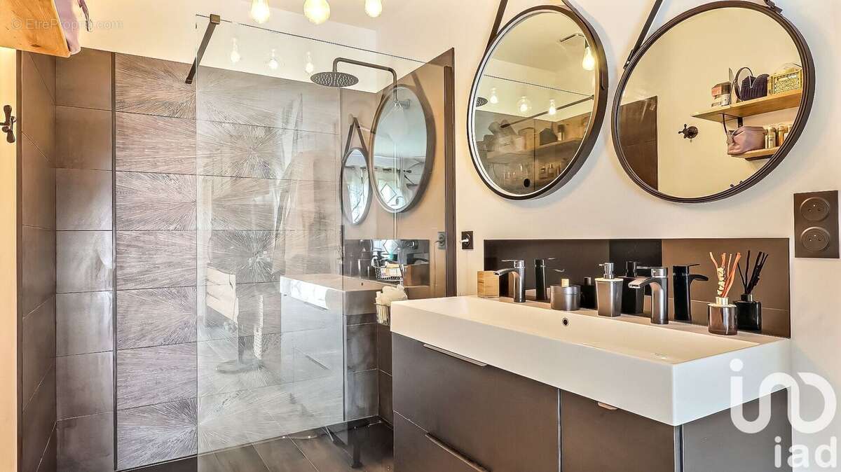 Photo 8 - Maison à SAINT-CESAIRE-DE-GAUZIGNAN