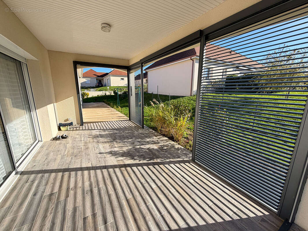 Maison à SAINTE-FEYRE