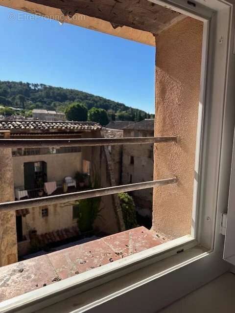 Appartement à COTIGNAC