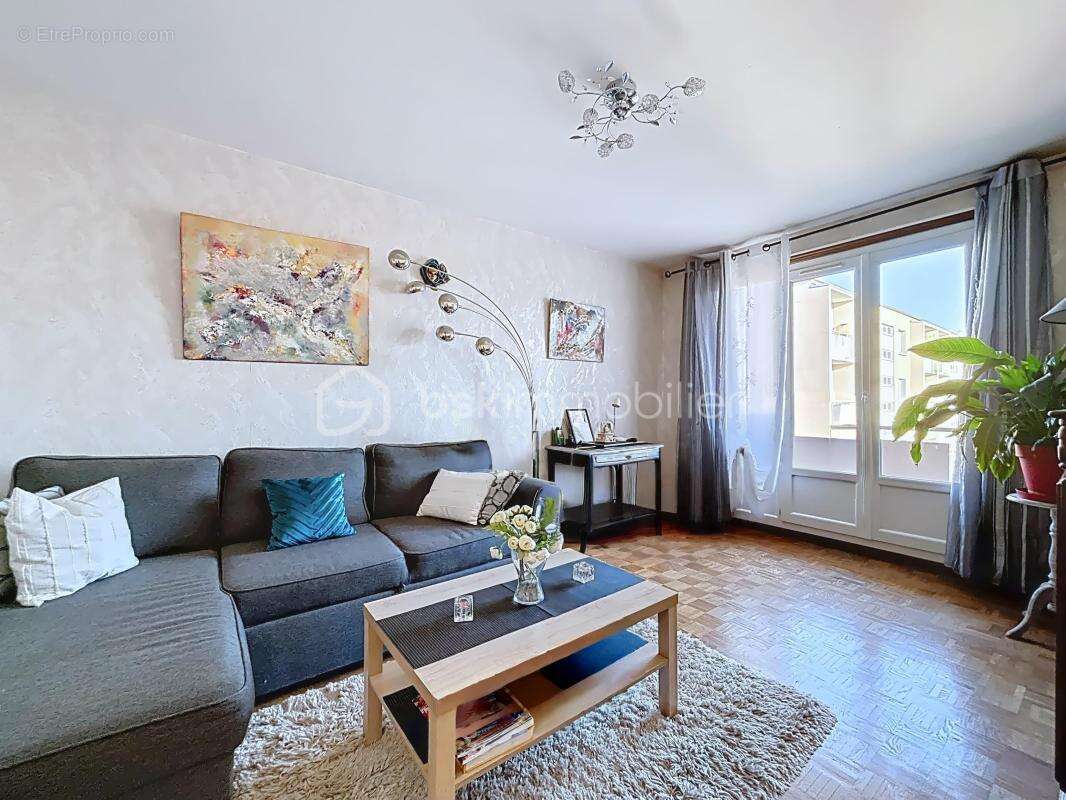 T3 54m² Pont de claix - photo 2