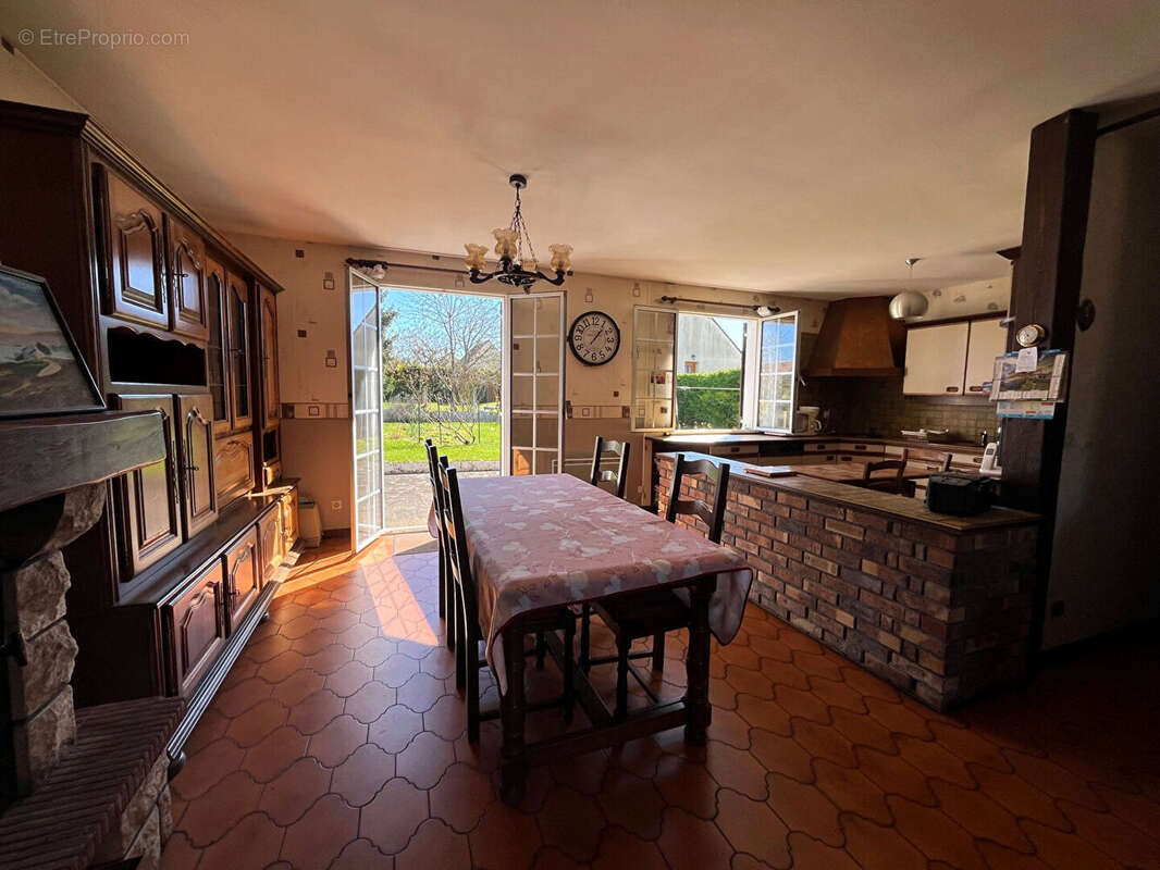 Maison à NEUILLY-EN-THELLE