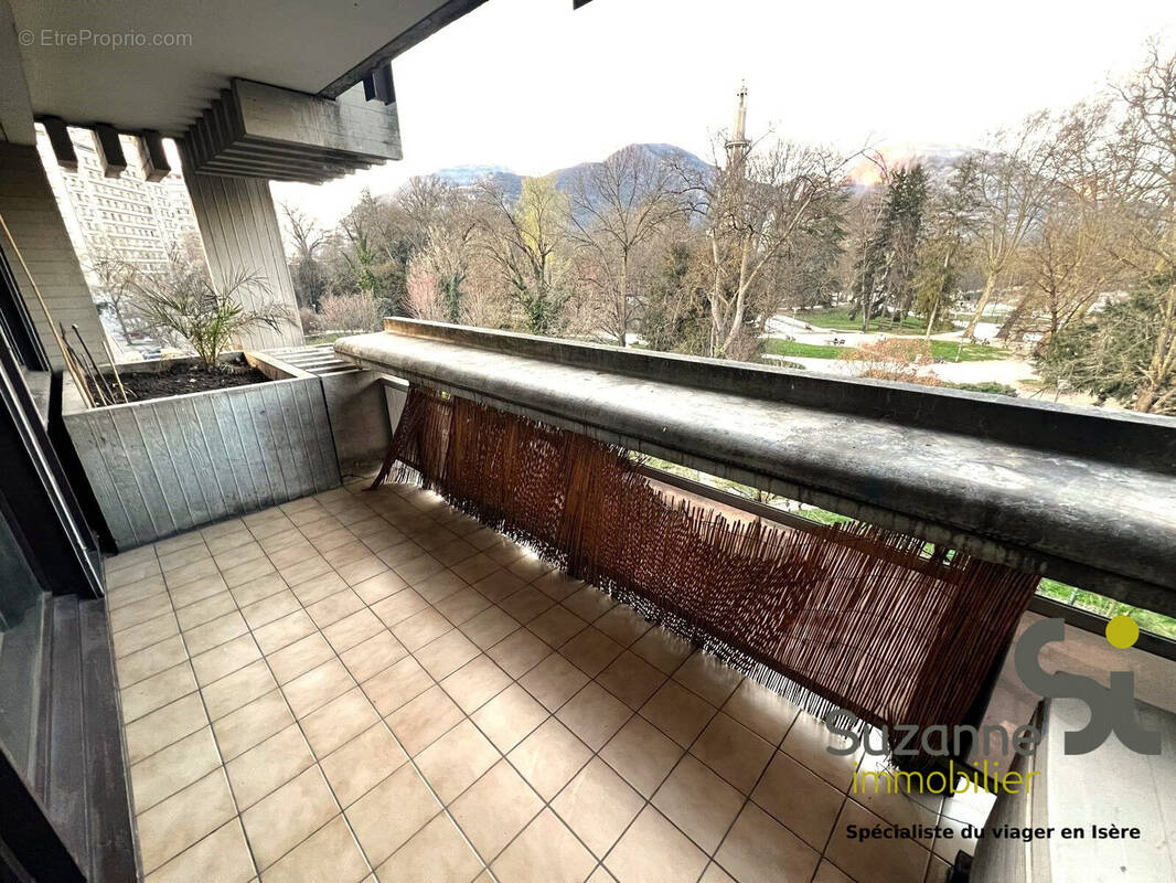 Balcon Terrasse - Appartement à GRENOBLE