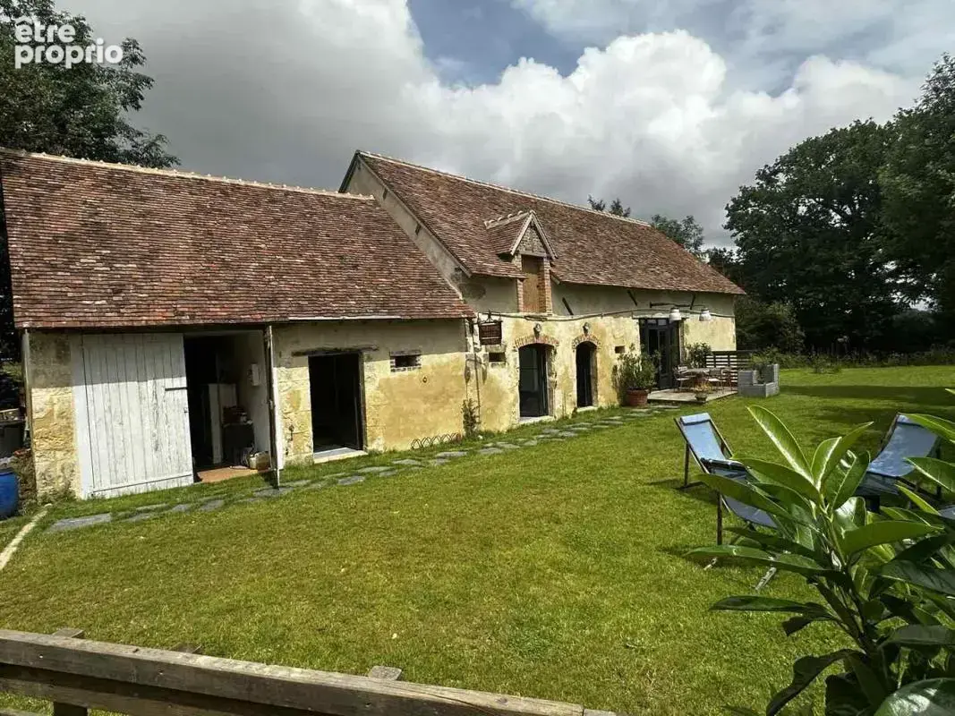 Maison à THELIGNY