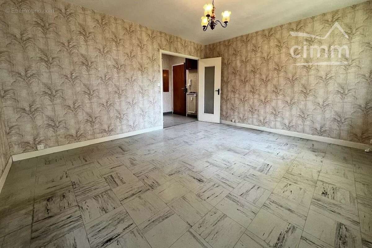 Quartier Châteauvert - Appartement T3 - photo 4