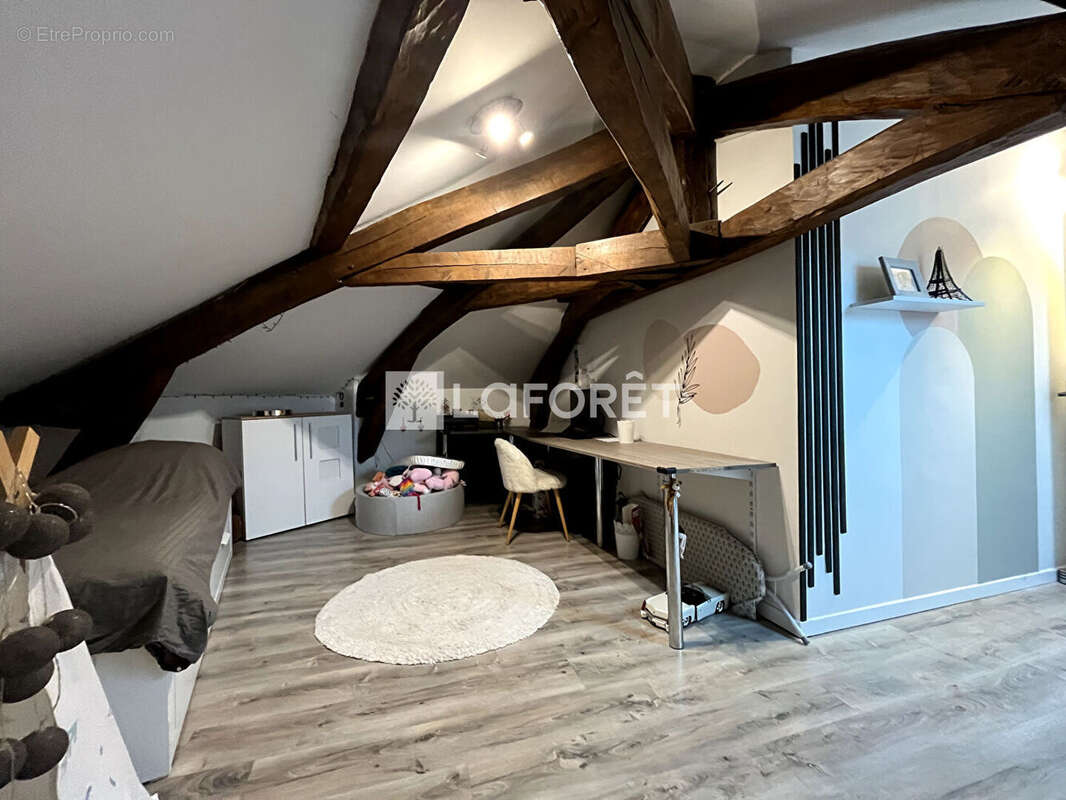 Appartement à SERAINCOURT
