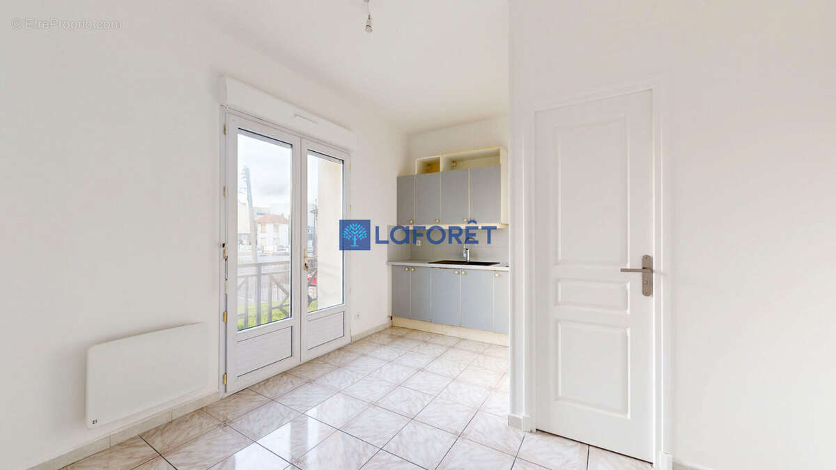 Appartement à SAVIGNY-SUR-ORGE