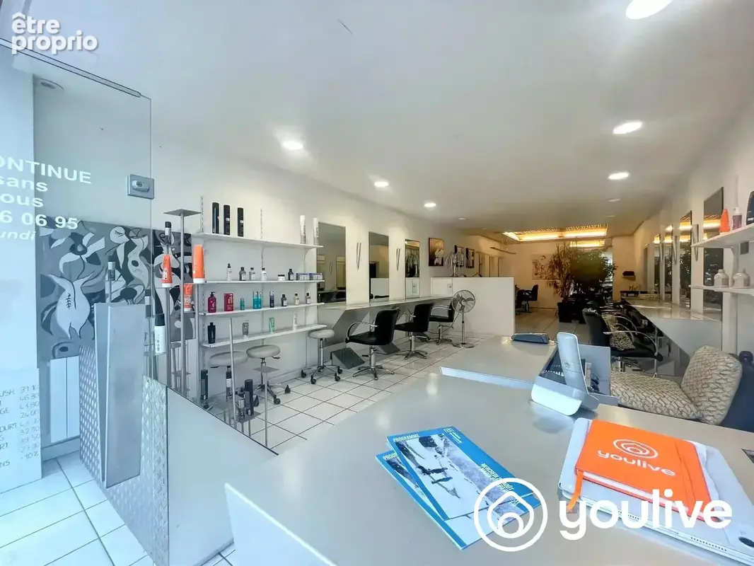 À vendre – fonds de commerce salon de coiffure – la roche-sur-yon centre-ville - photo 6