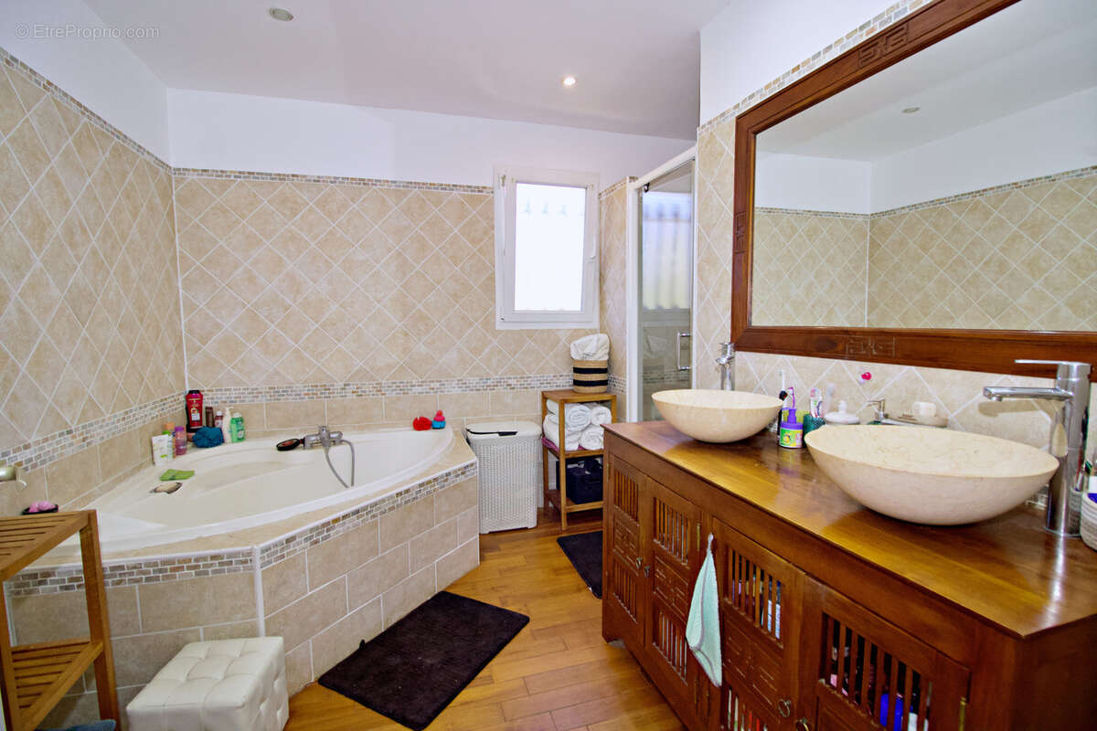 Maison à SAINT-MARCEL-SUR-AUDE