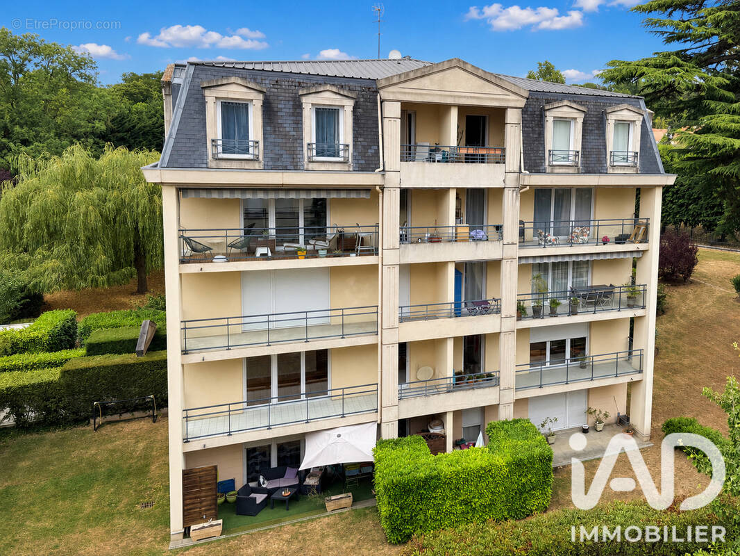 Photo 1 - Appartement à ETIOLLES