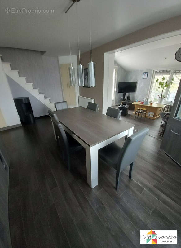 Maison à CRISOLLES