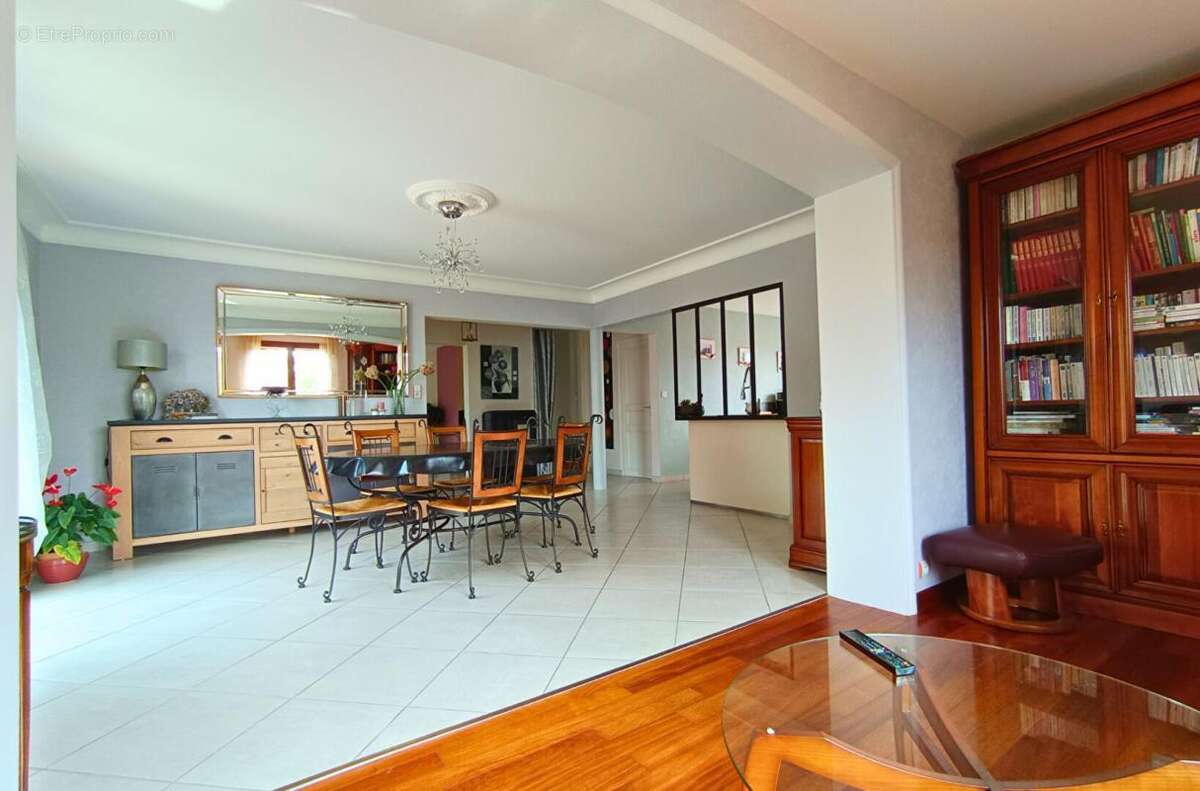 Maison à CHAMPTOCEAUX