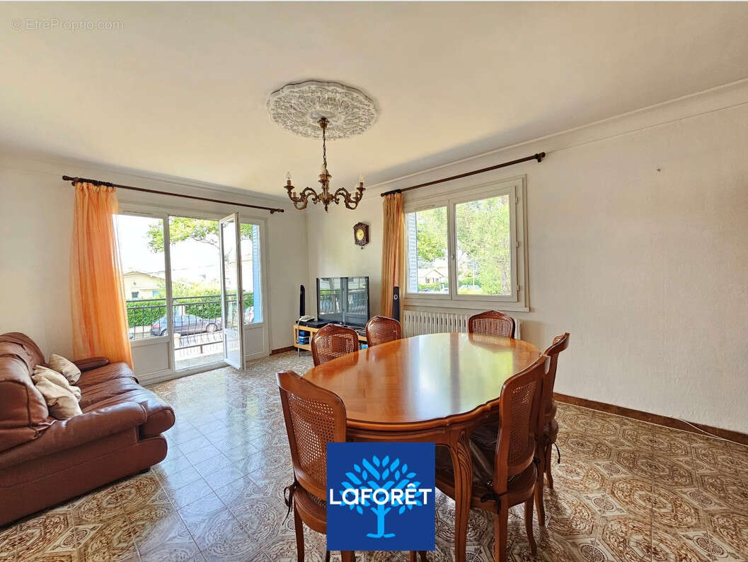 Maison à SAINT-PRIEST