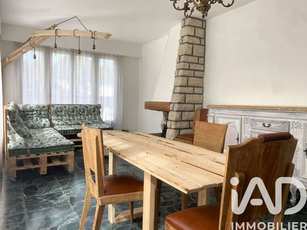 Photo 2 - Maison à FONTAINE-LA-MALLET