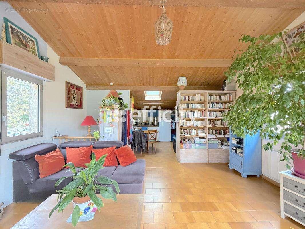 Maison à CASTELNAU-LE-LEZ