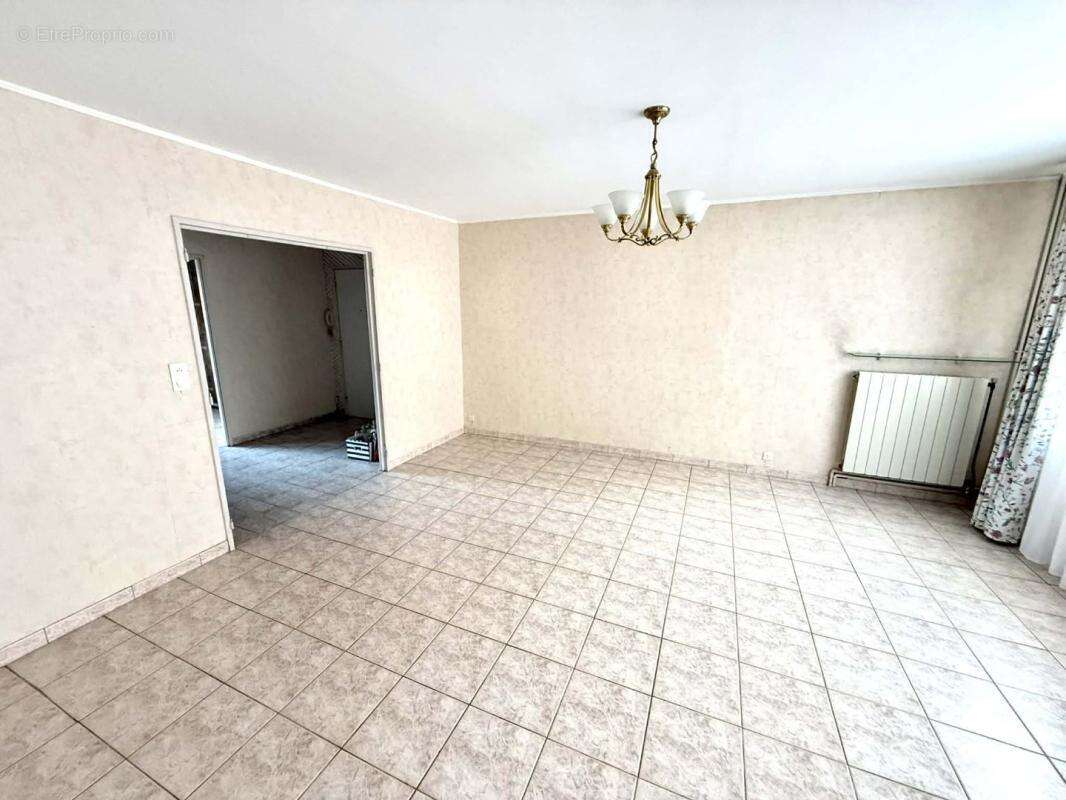Appartement à SAINT-QUENTIN