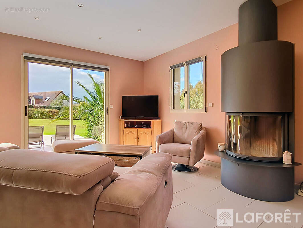 Maison à GONNEVILLE-SUR-MER