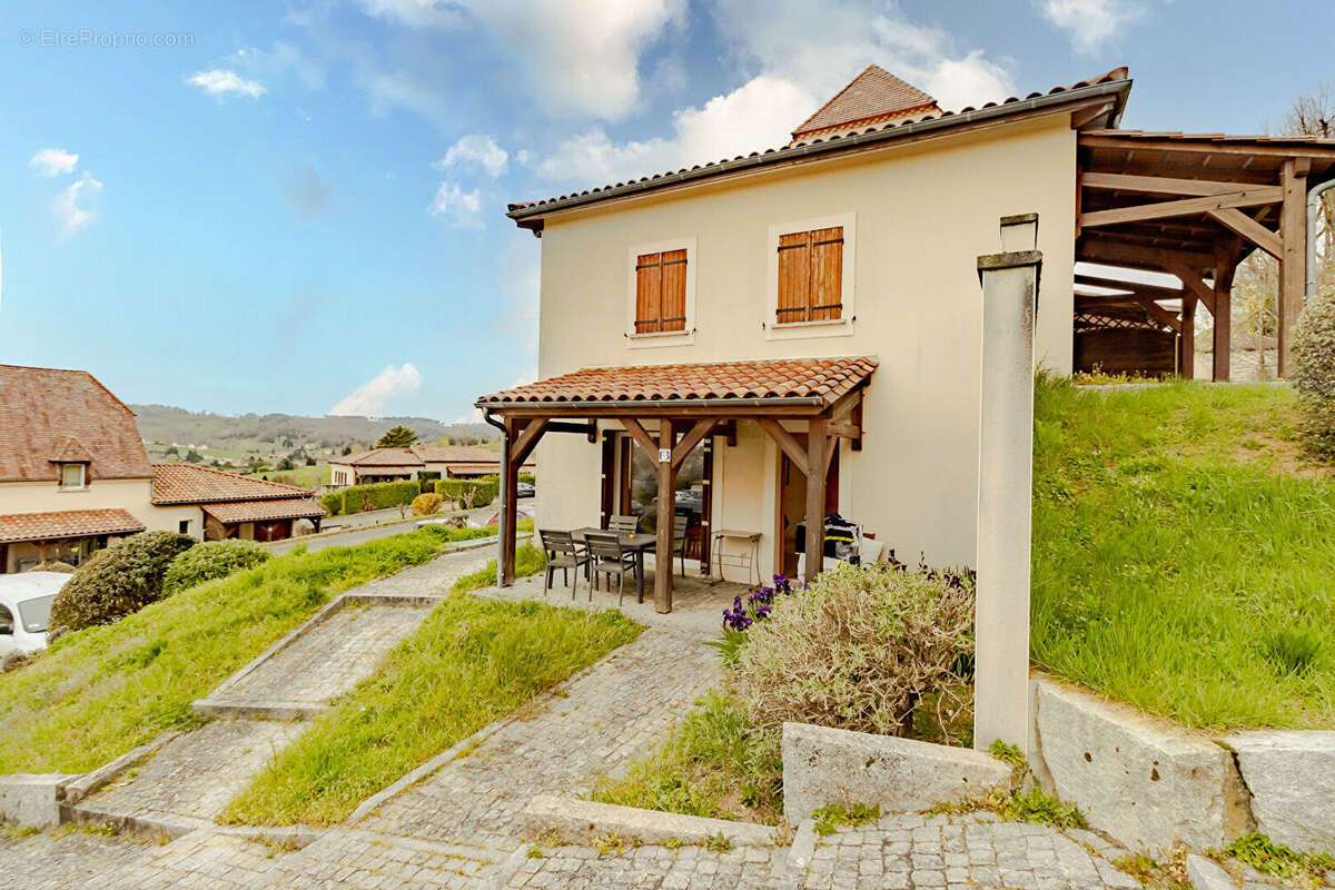 Appartement à SARLAT-LA-CANEDA