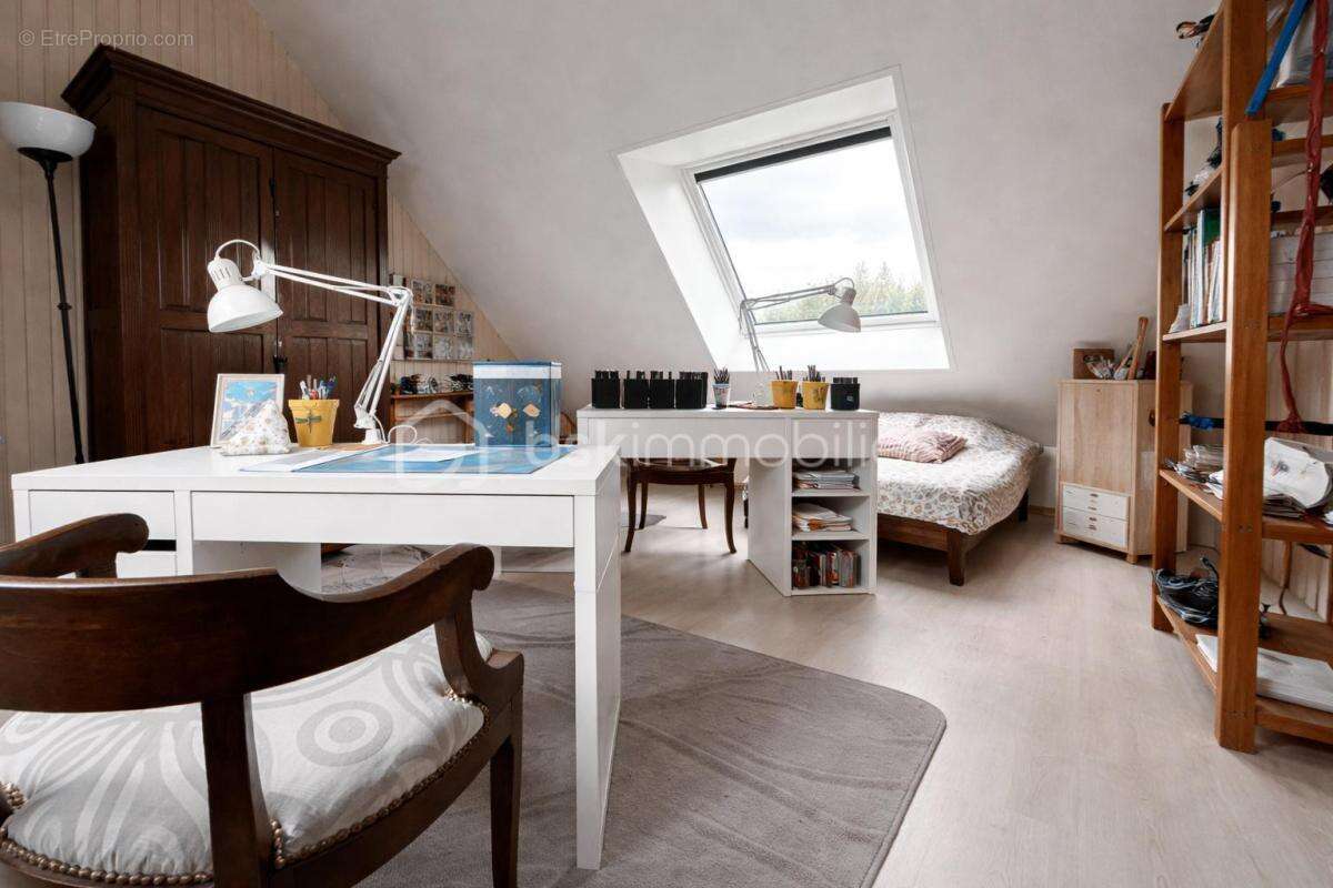 Maison moderne à Sens quartier Moulin à Tan à côté du centre ville - photo 10
